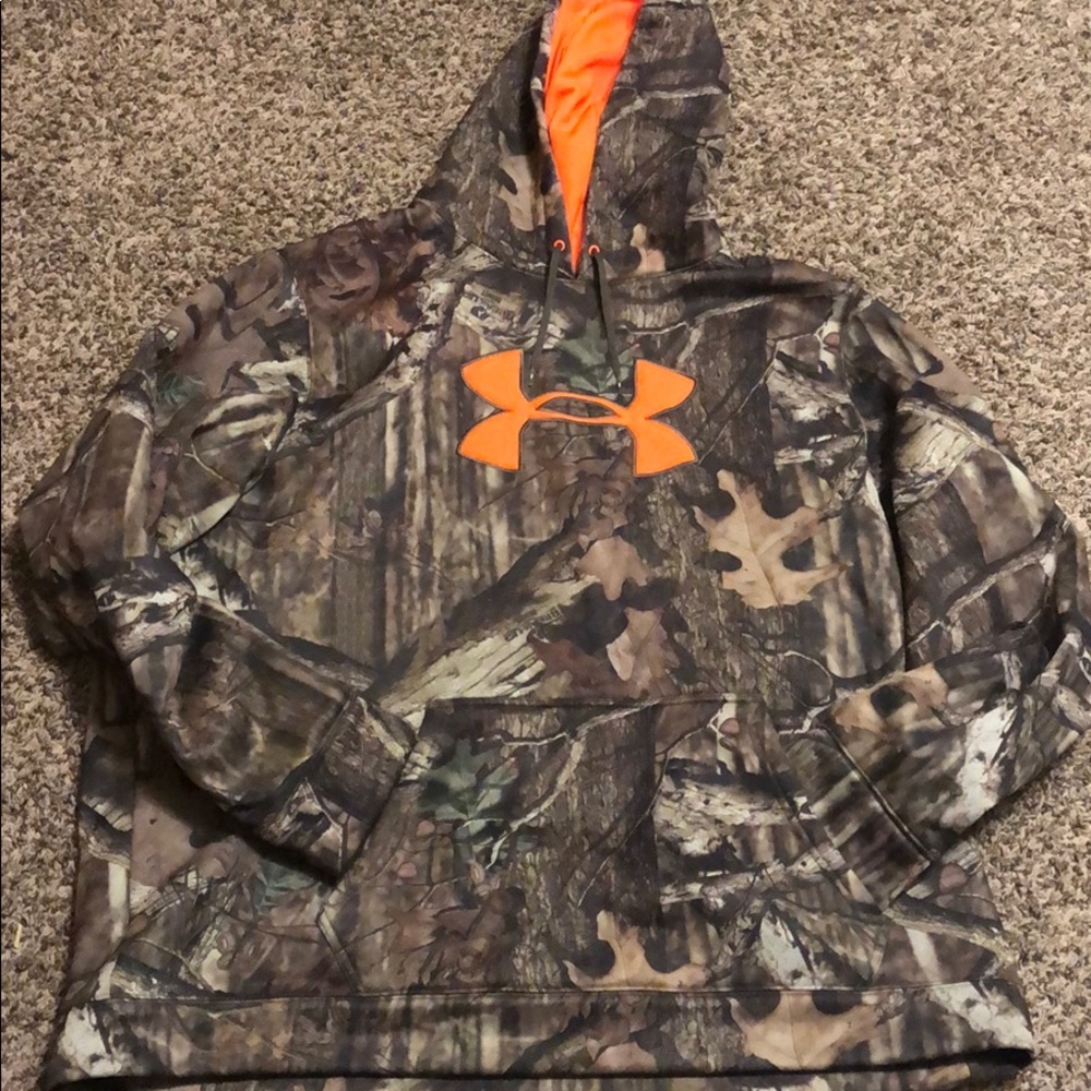 Camo hoodie